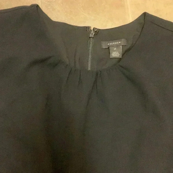 Halogen - Picture 3 of 6